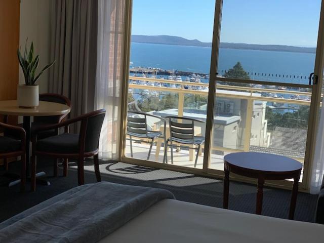 Marina Resort Нельсон-Бей Экстерьер фото